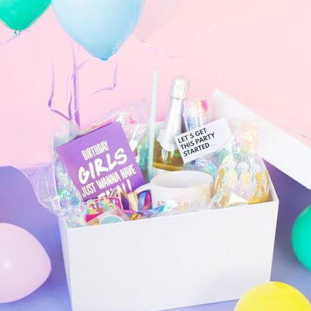 graduationannounce.com